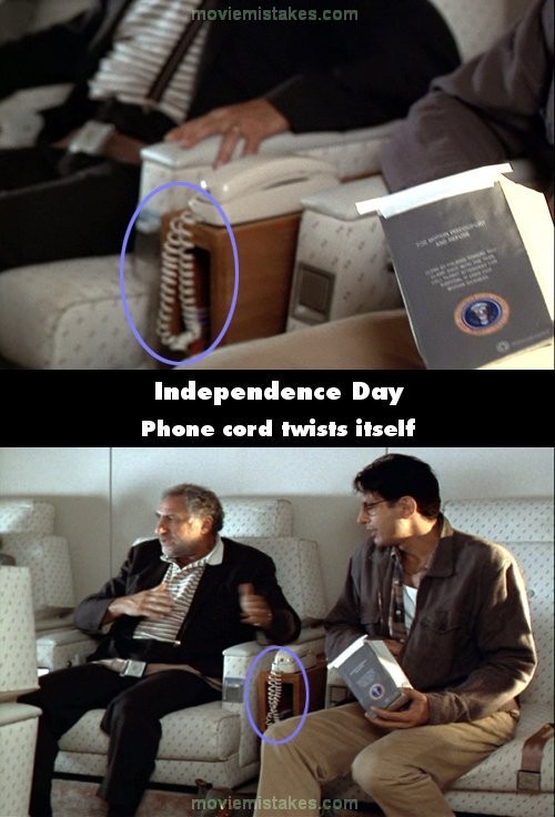 Phim Independence day, mặc dù chẳng có ai động vào nhưng dây điện thoại đã bị xoắn lại như thế này